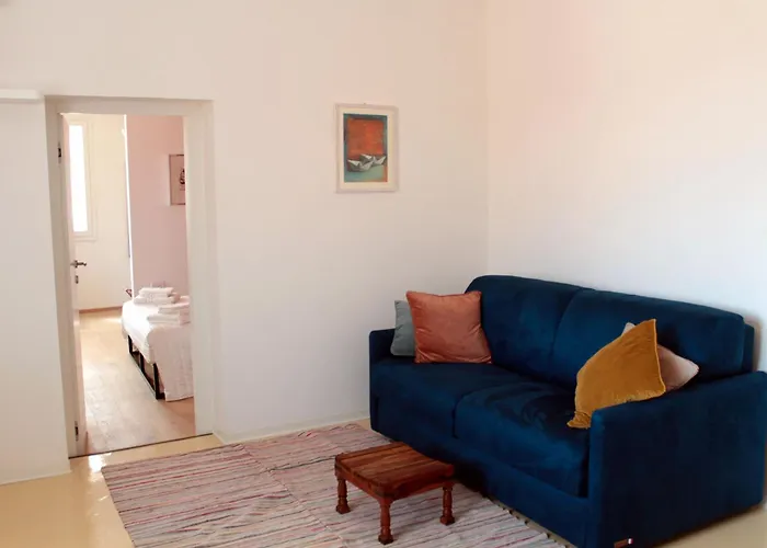 L'approdo アパート