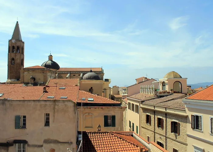 L'approdo アパート アルゲーロ